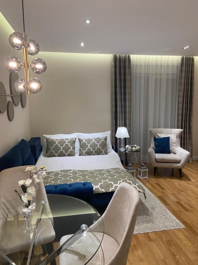 טרביניה Tiffany Lux Apartment מראה חיצוני תמונה