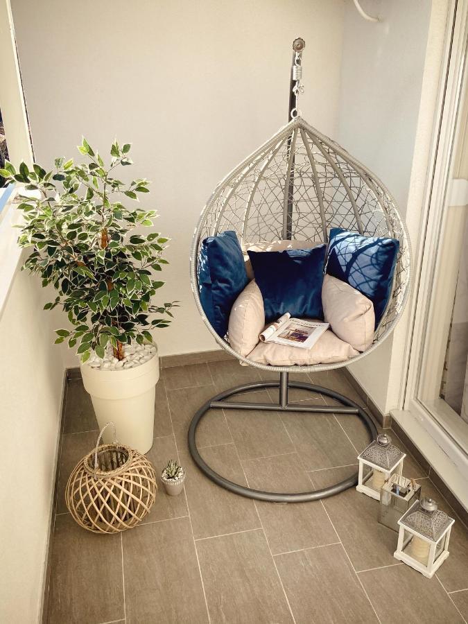 טרביניה Tiffany Lux Apartment מראה חיצוני תמונה